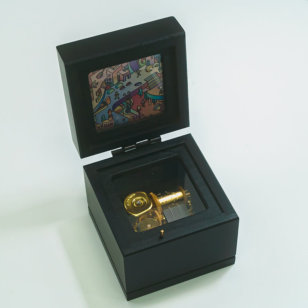 【長瀬有花2周年記念】「異世界うぇあ」木製オルゴール